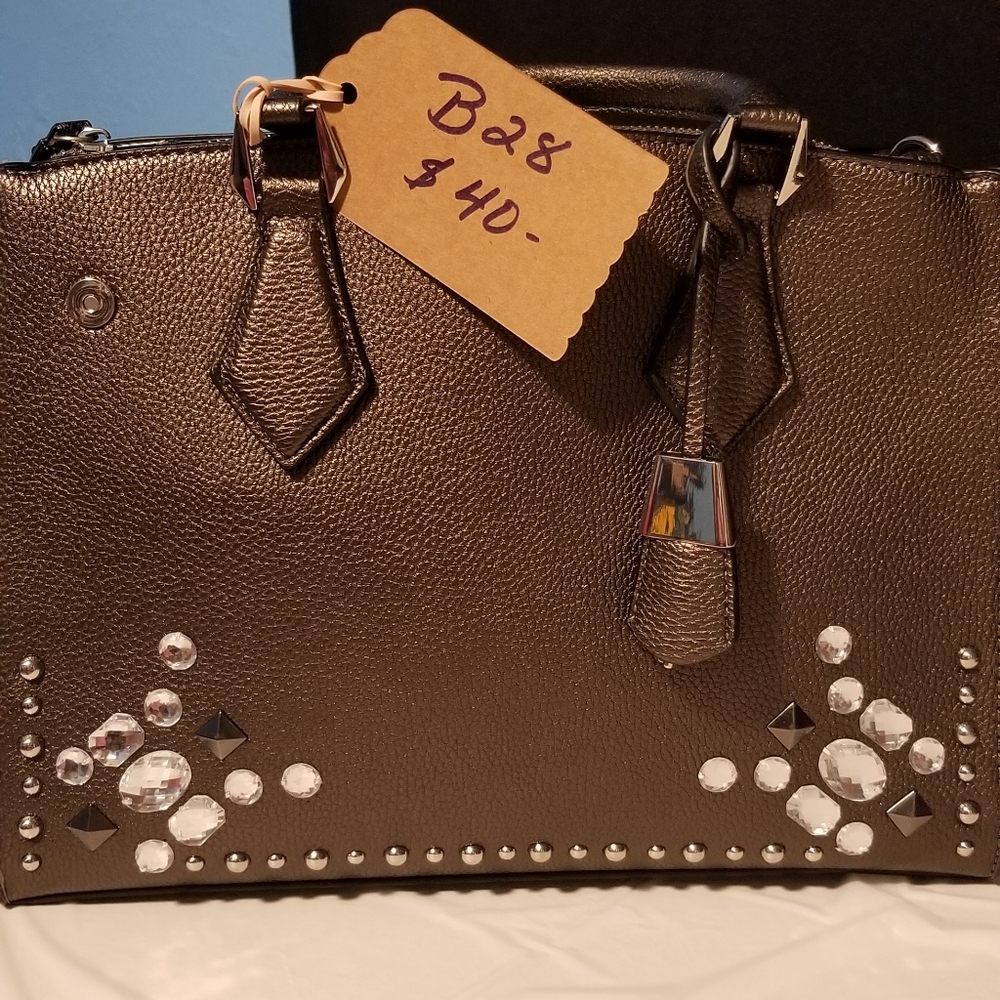 Handbag - Picture 7 of 8